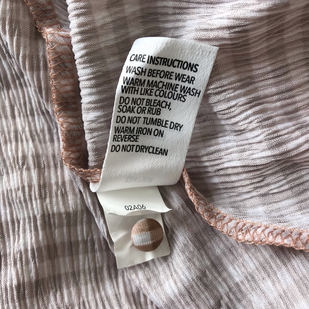 &ME Checked Crinkled Tea Dress Button Front Tan & White Flutter Sleeve - Picture 12 of 13